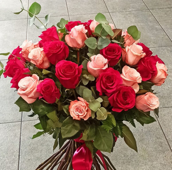 Buchet 41 trandafiri pentru aniversare