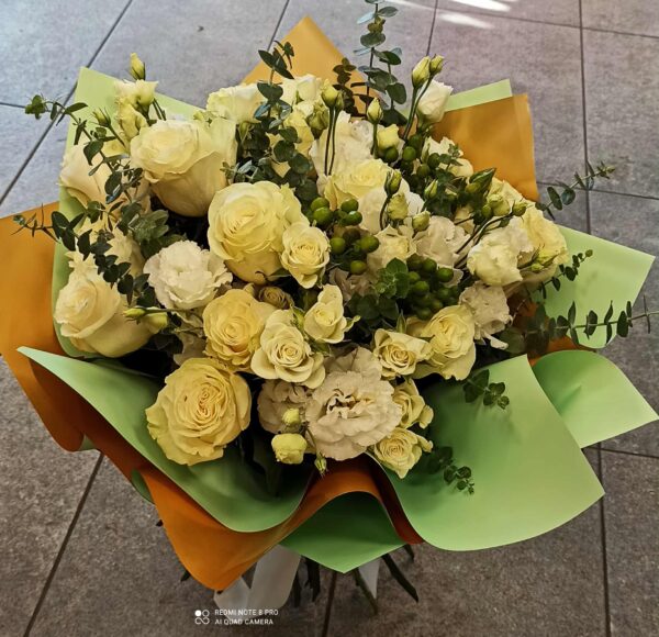 Buchet alb