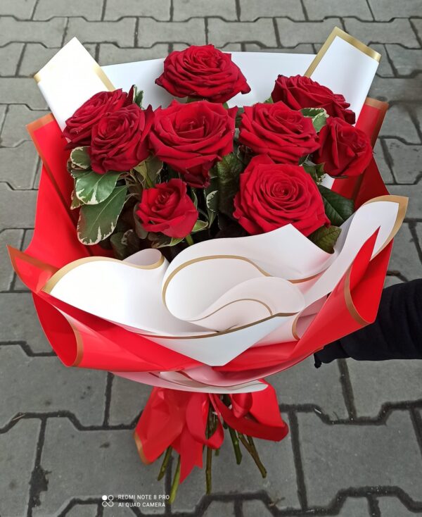 Buchet trandafiri(9)